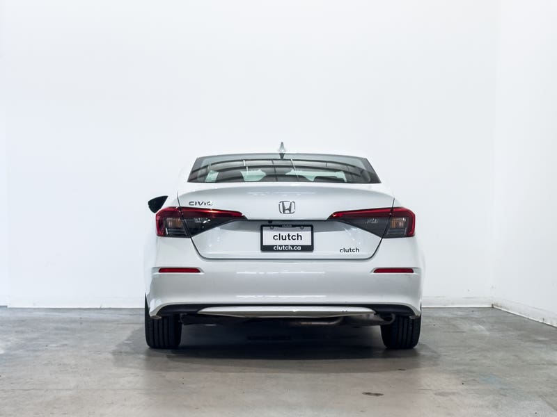 Vehicle photo 4