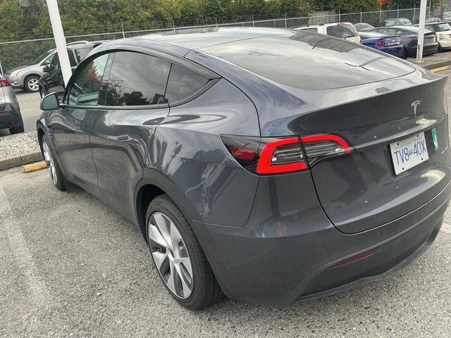 Tesla Model Y Long Range