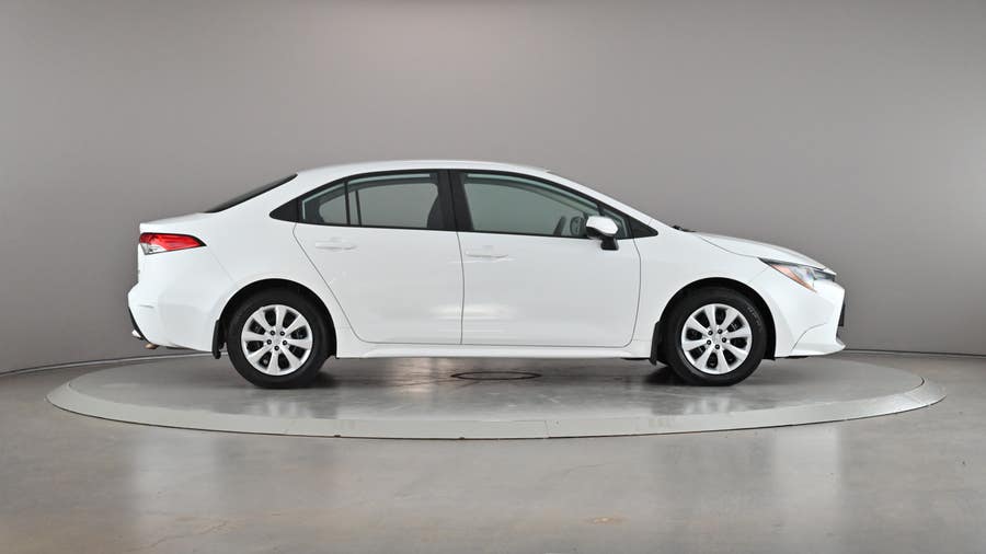 Vehicle photo 4