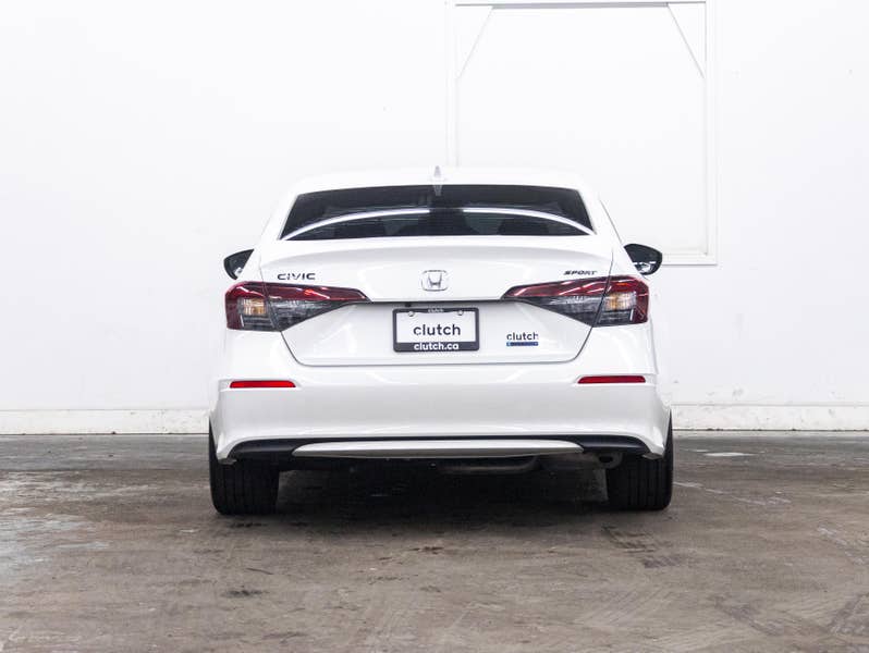 Vehicle photo 4