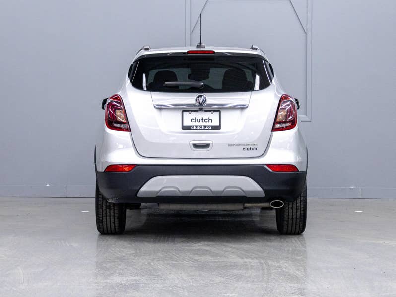 Vehicle photo 4