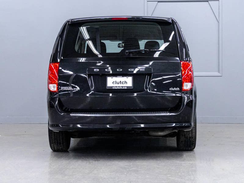 Vehicle photo 4