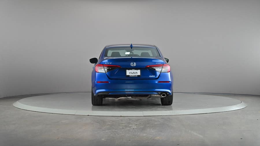 Vehicle photo 4