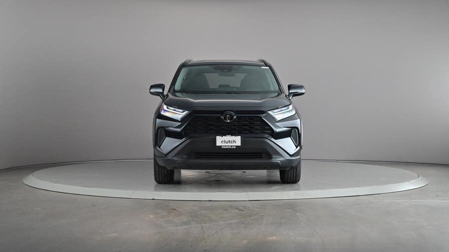 Vehicle photo 3