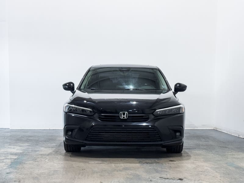 Vehicle photo 2