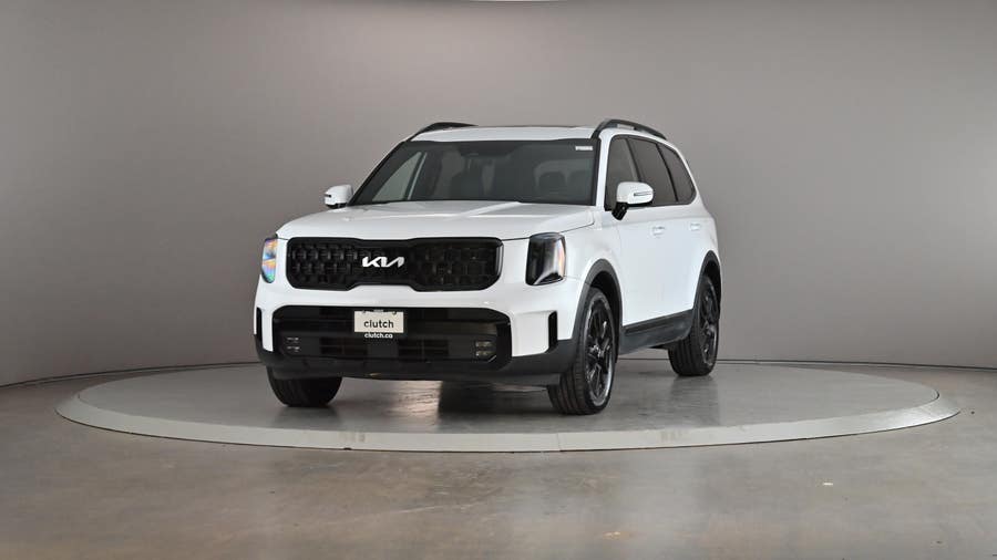 Vehicle photo 2
