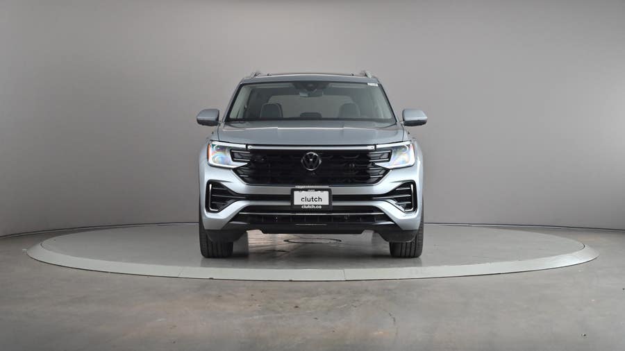 Vehicle photo 3