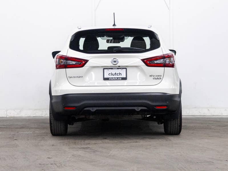 Vehicle photo 4