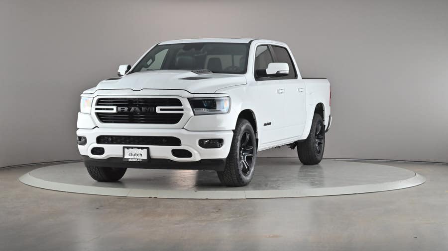 Vehicle photo 2