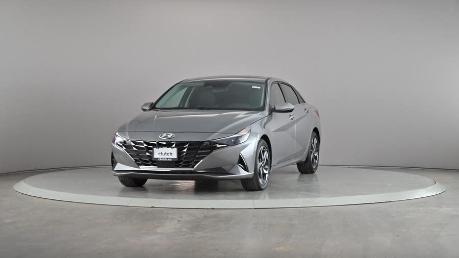 Vehicle photo 2
