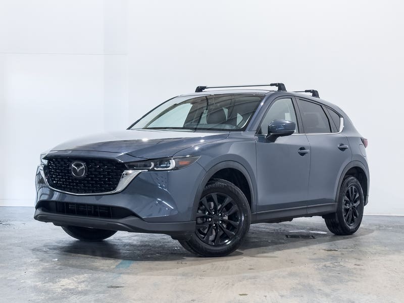 Vehicle photo 1