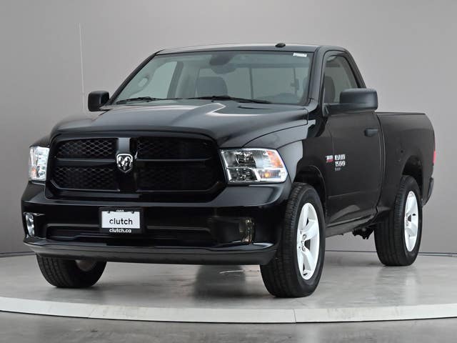 Ram 1500 Classic Express Regular Cab 6 1/3 ft 4x4