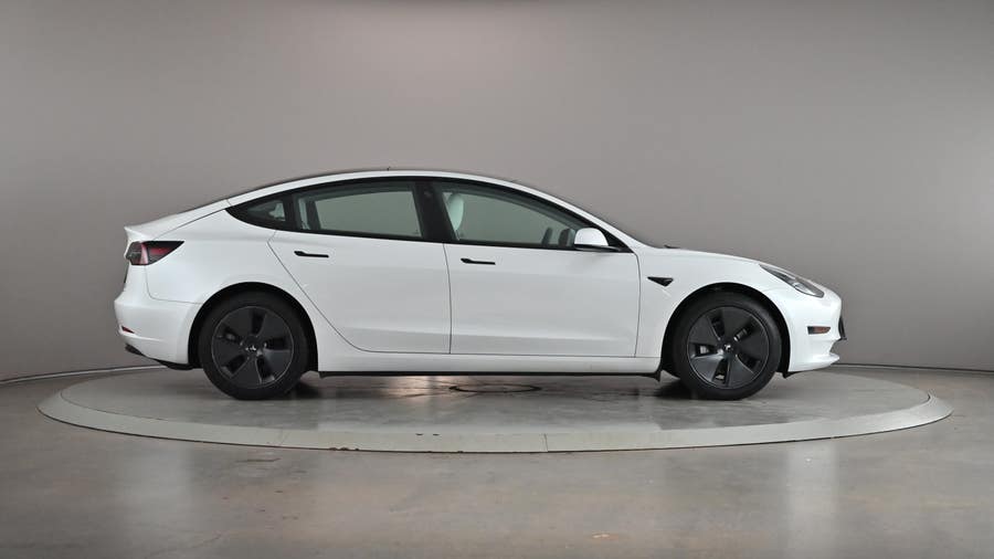 Vehicle photo 4