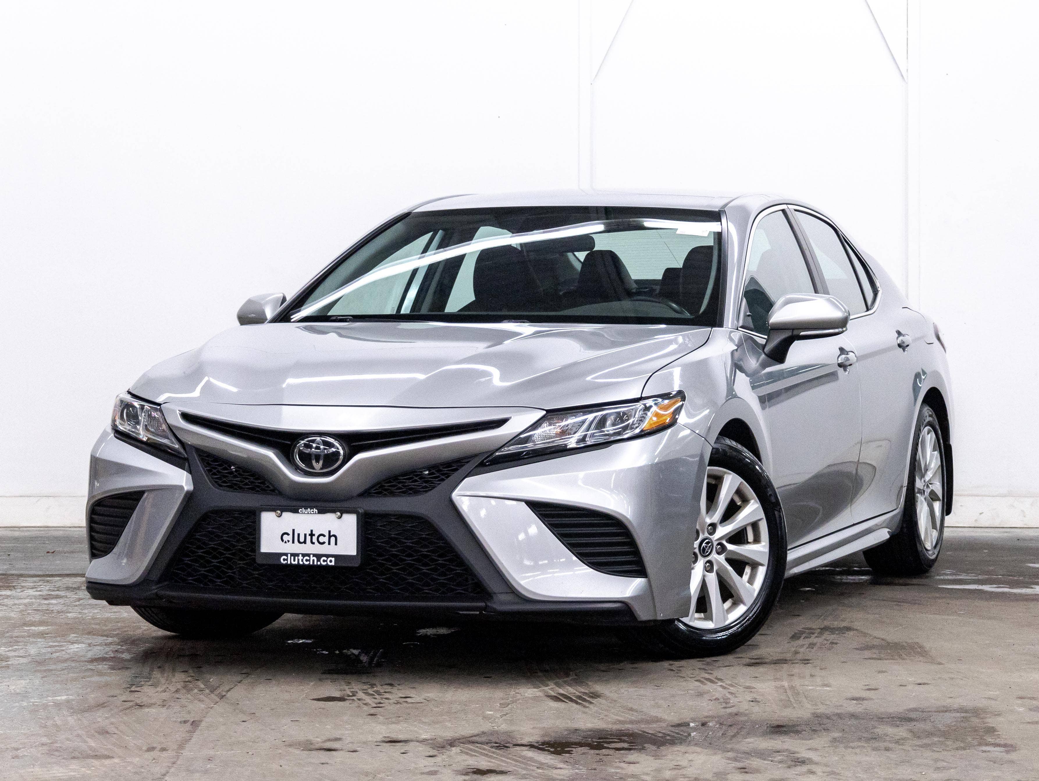 2019 Toyota Camry SE FWD