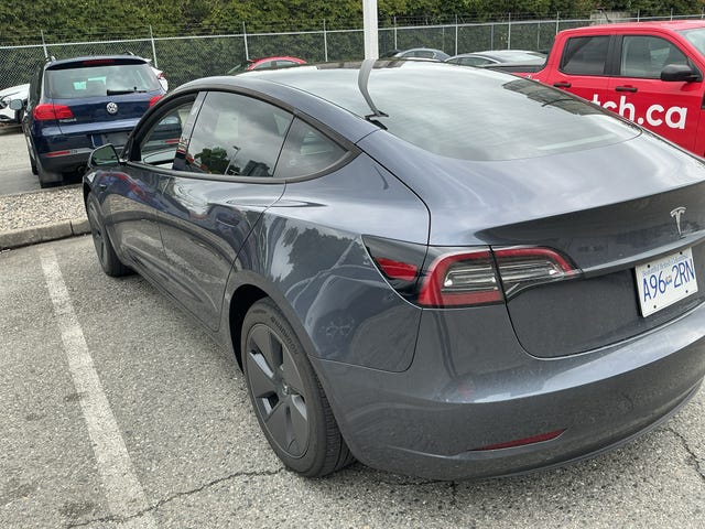Tesla Model 3 RWD