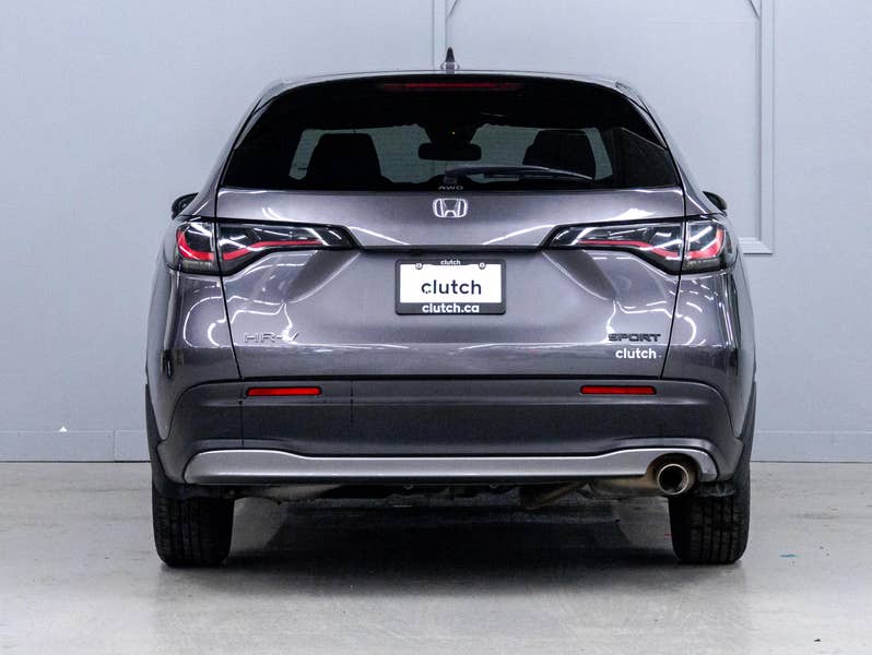 Vehicle photo 4