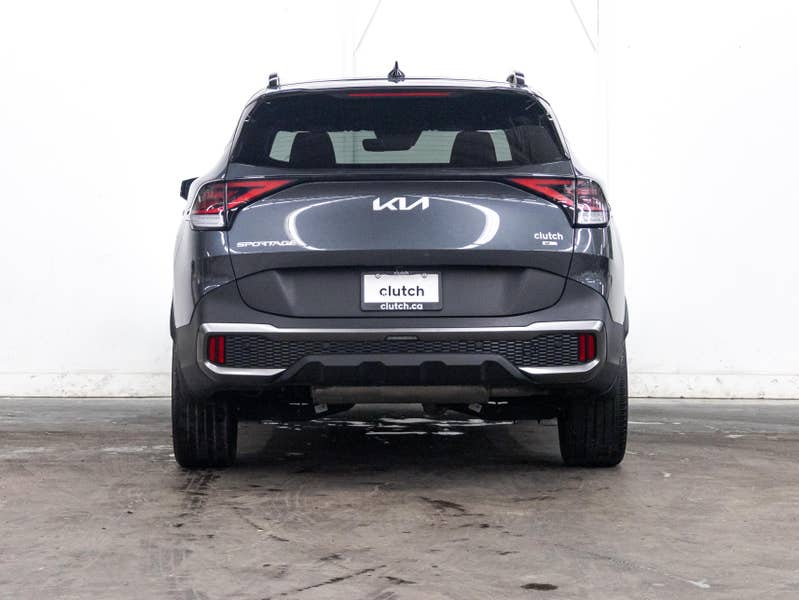 Vehicle photo 4