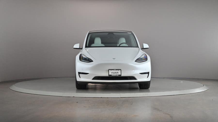 Vehicle photo 3