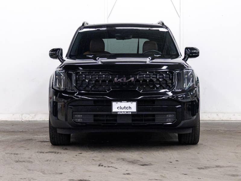Vehicle photo 2