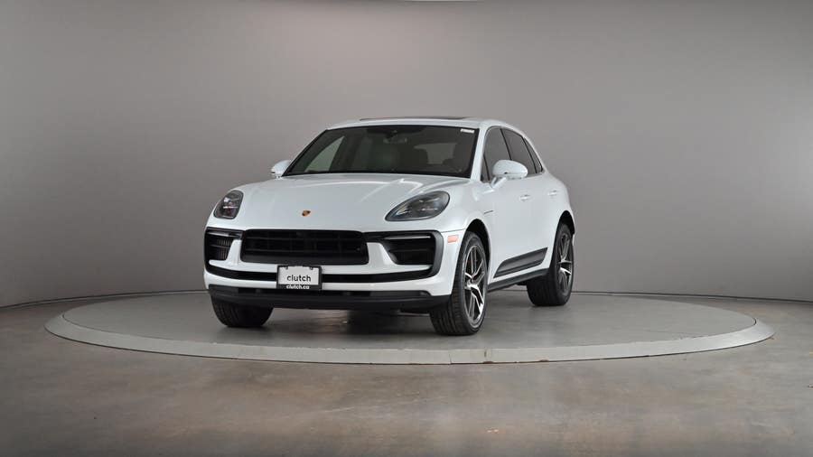 Vehicle photo 2
