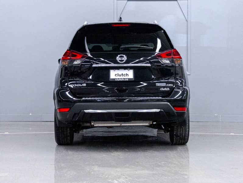 Vehicle photo 4