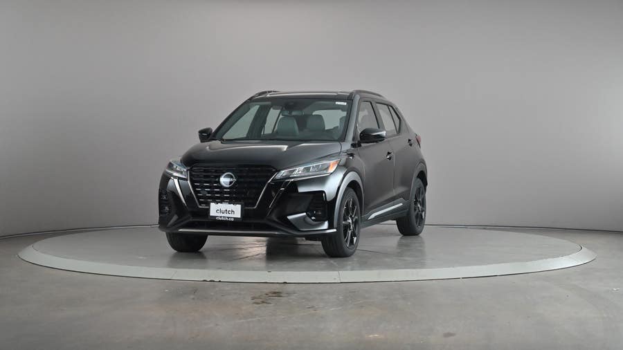 Vehicle photo 2