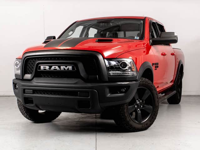 Ram 1500 Classic Warlock Crew Cab 5 1/2 ft 4x4