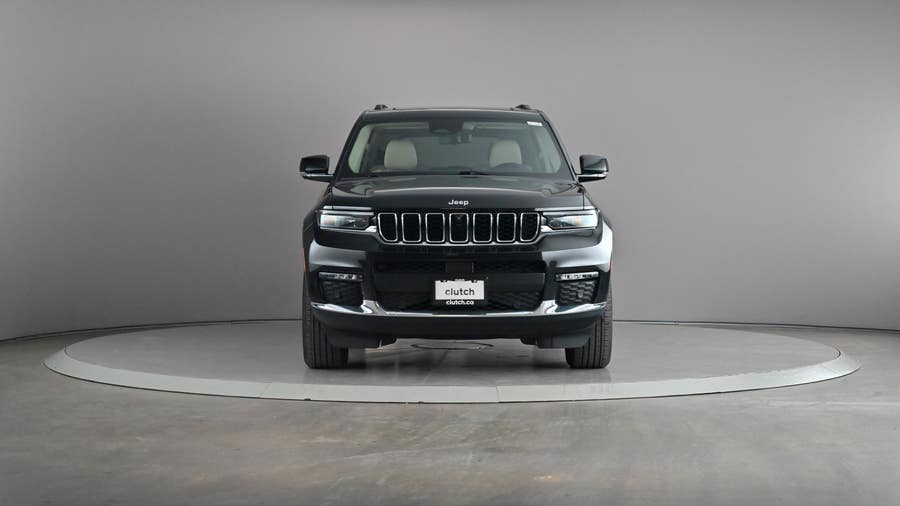 Vehicle photo 3