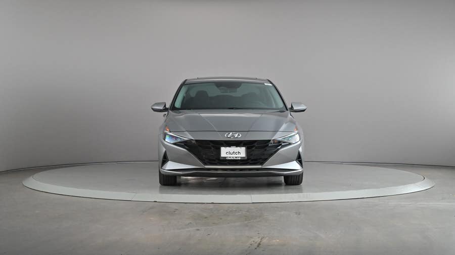 Vehicle photo 3