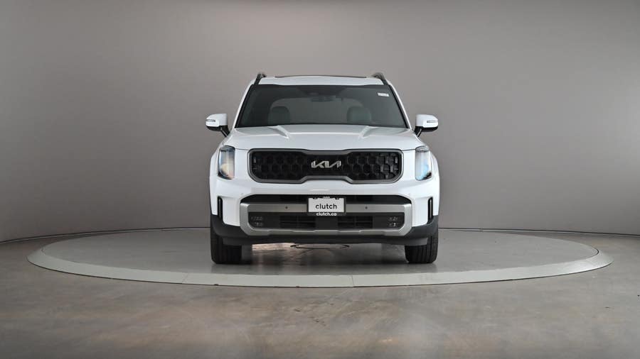Vehicle photo 3