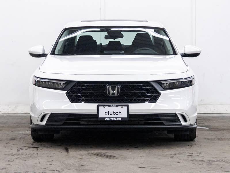 Vehicle photo 2