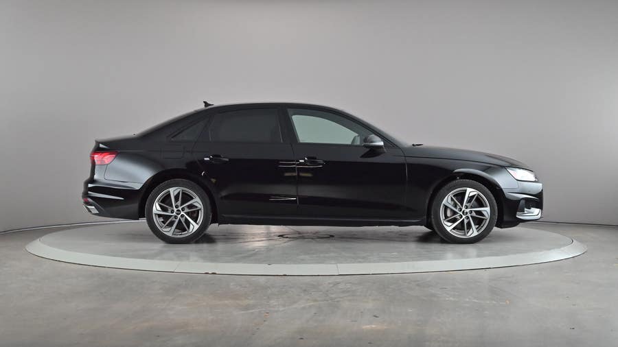 Vehicle photo 4