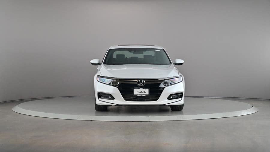 Vehicle photo 3