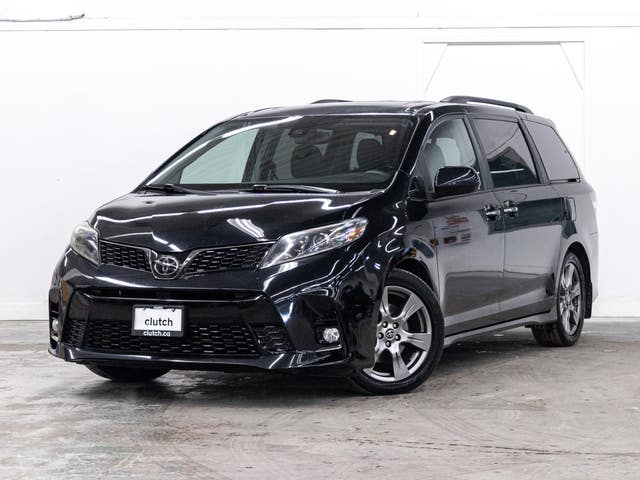 Toyota Sienna SE w/ Technology Pkg