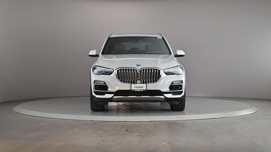 Vehicle photo 3