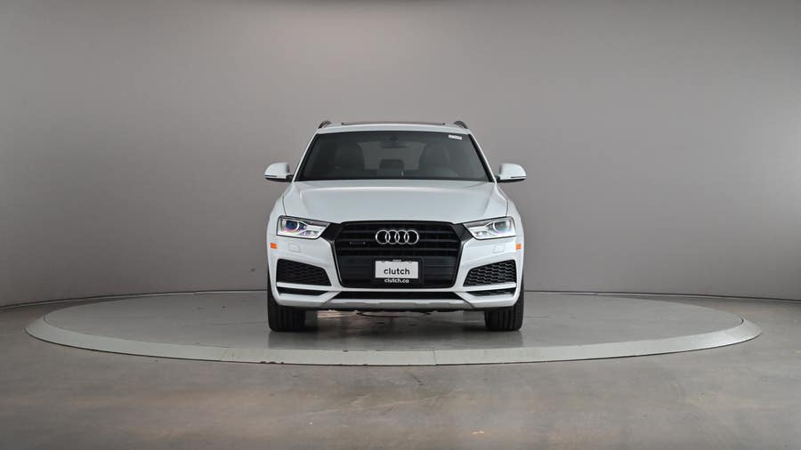 Vehicle photo 3
