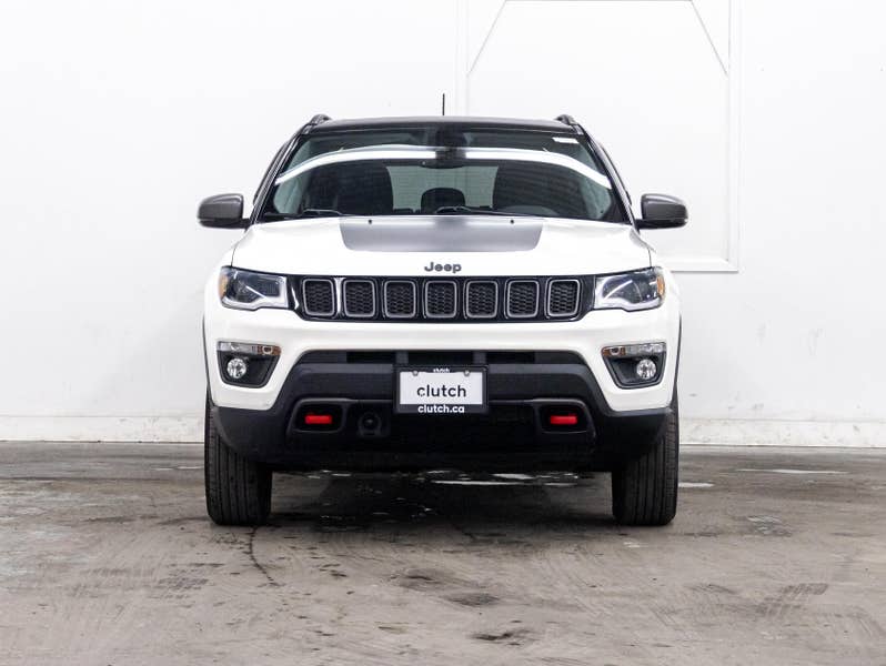 Vehicle photo 2