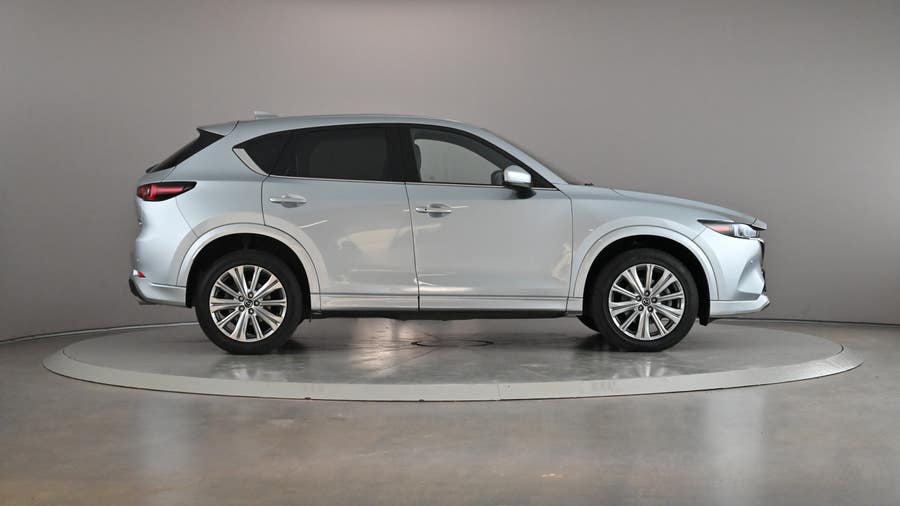 Vehicle photo 4