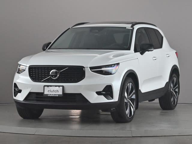 2023 Volvo XC40