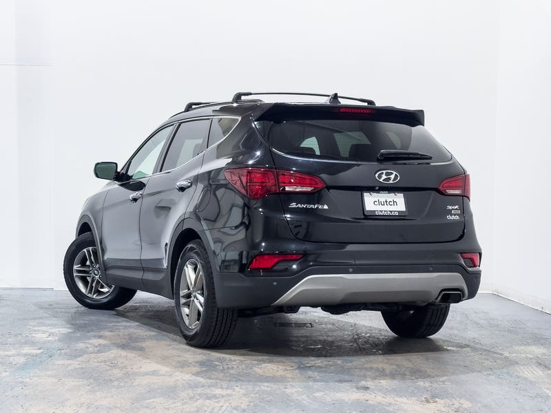 Vehicle photo 4