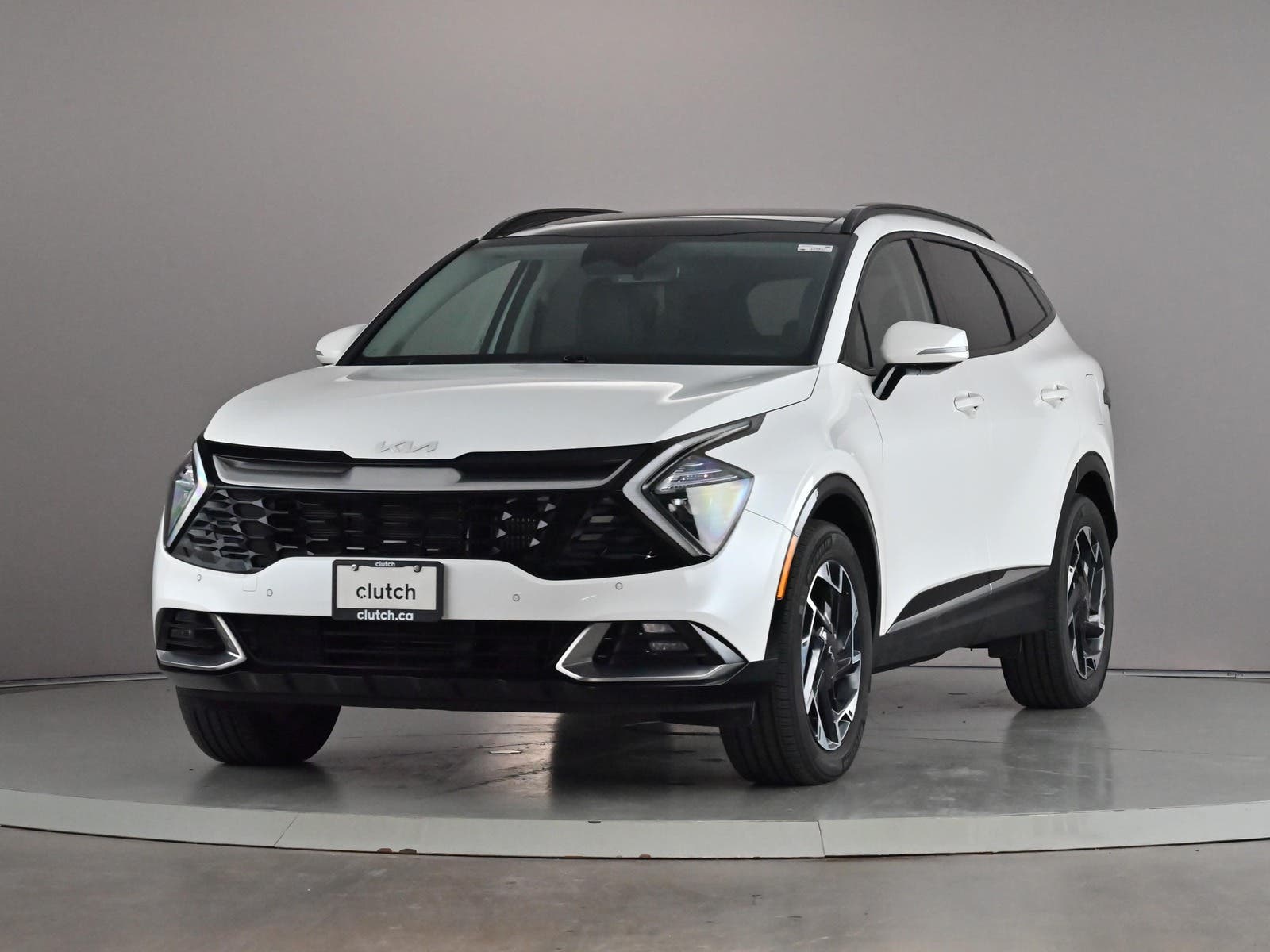White 2023 Kia Sportage Plug-In Hybrid SUV / Crossover  Automatic