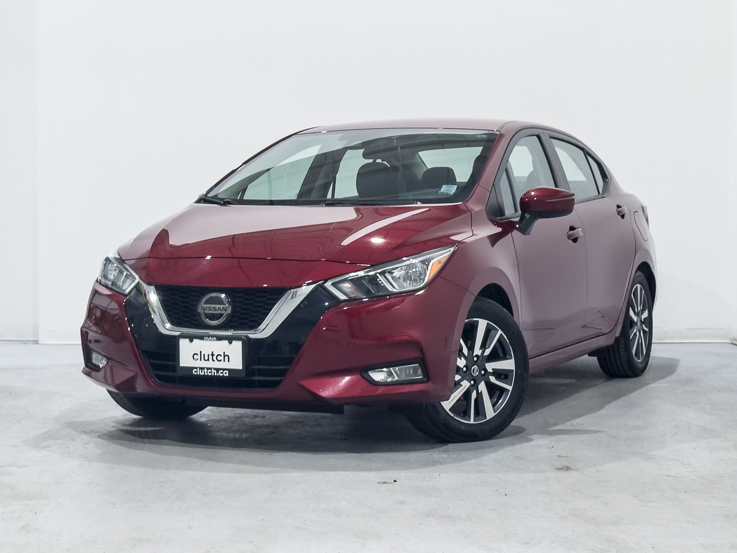 2021 Nissan Versa SV FWD