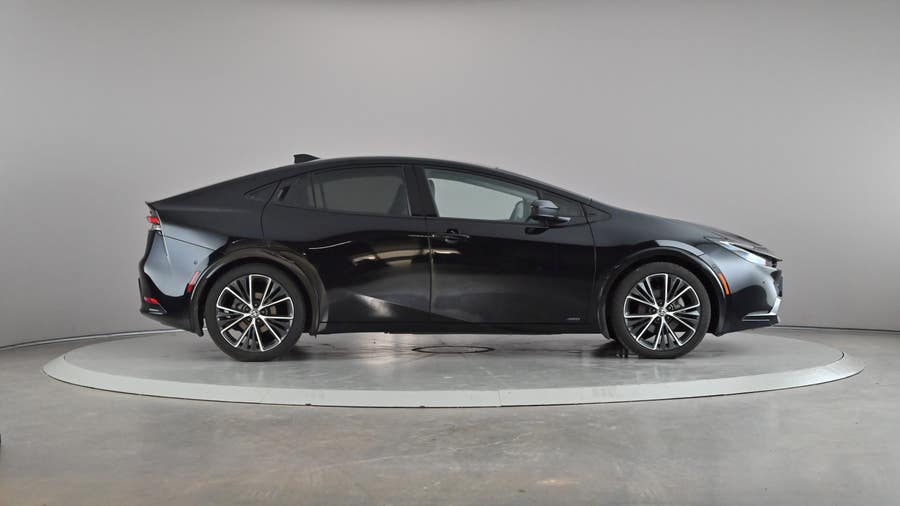 Vehicle photo 4