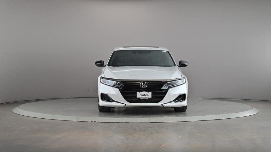 Vehicle photo 3