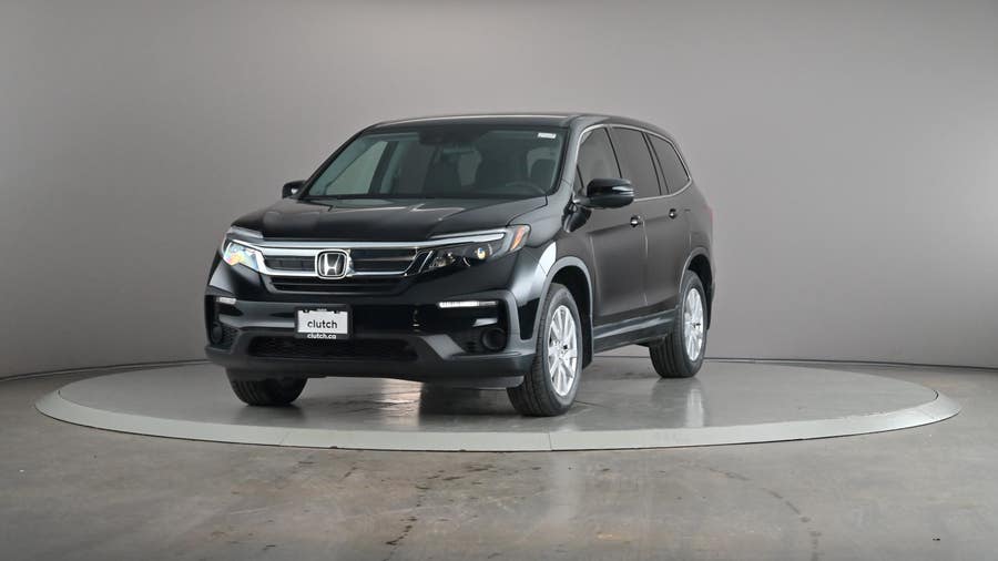Vehicle photo 2