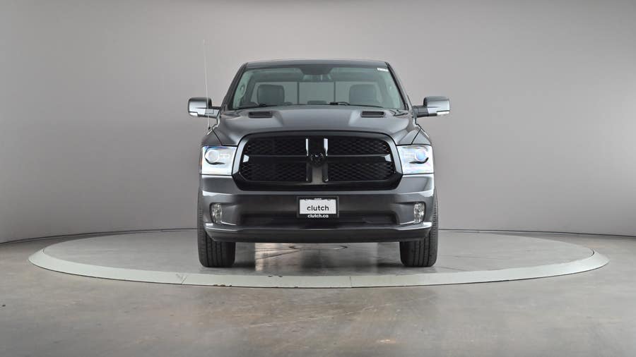 Vehicle photo 3