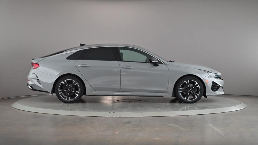 Vehicle photo 4