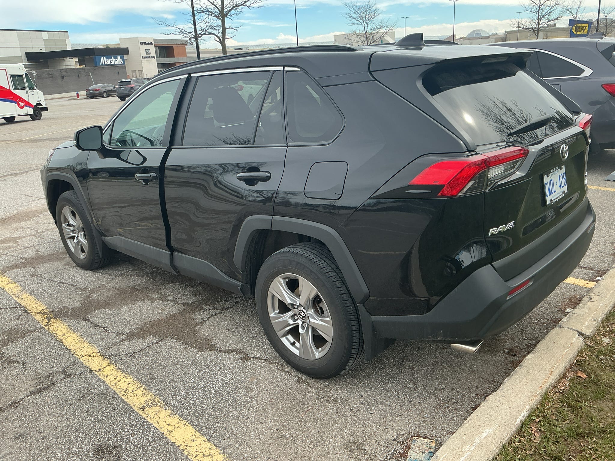 2023 Toyota RAV4 XLE AWD