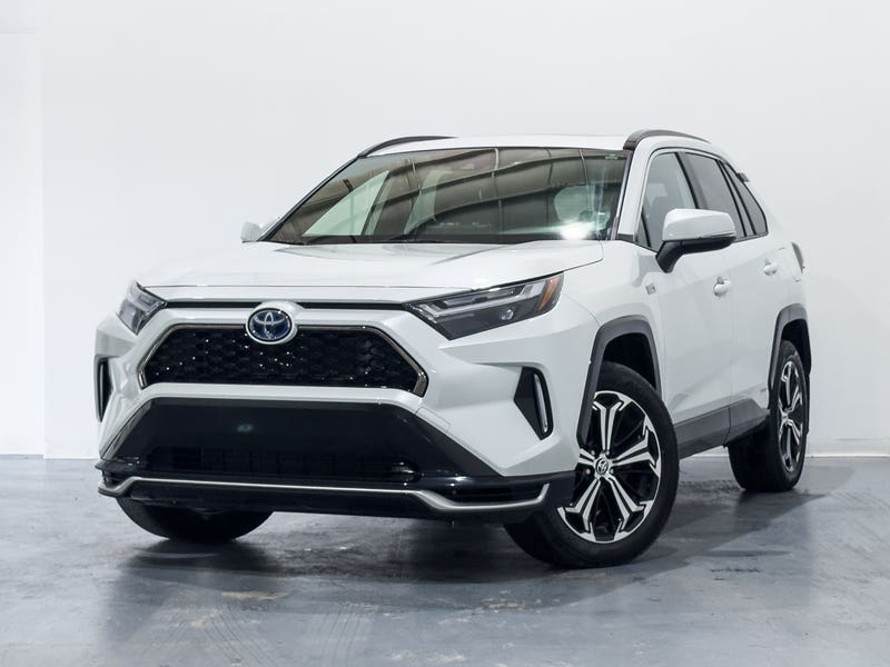 Vehicle photo 1