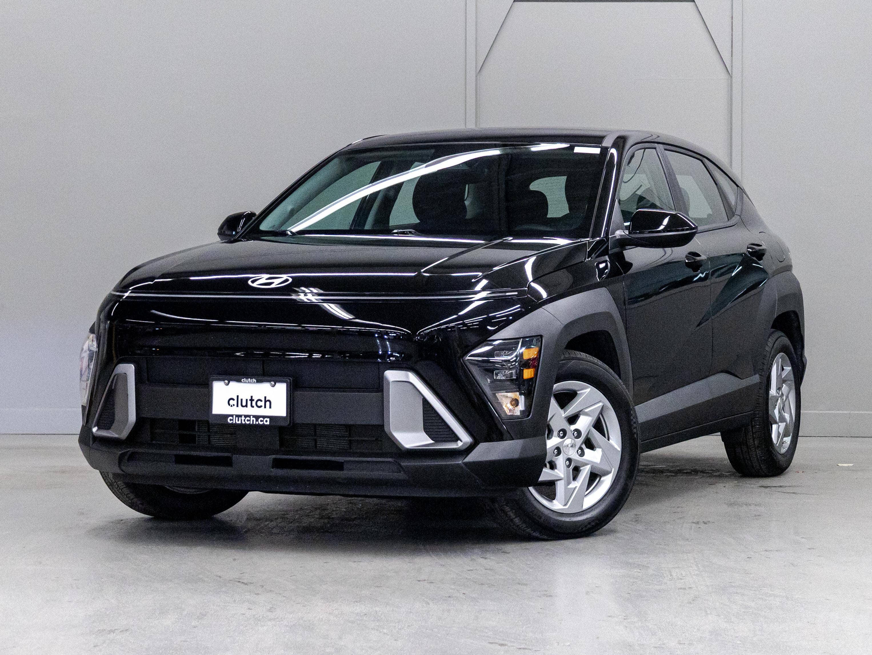  2025 Hyundai Kona Essential FWD   